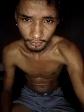 mayevviaqui online show from March 4, 2026, 6:59 pm