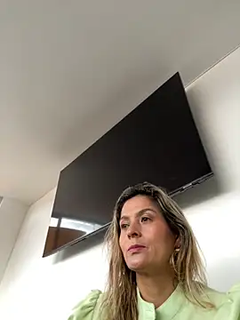 linda-mature43 online show from December 2, 2025, 1:57 pm