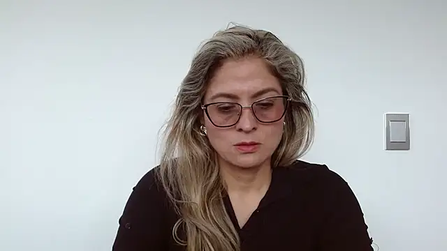 linda-mature43 online show from September 16, 2025, 4:08 pm