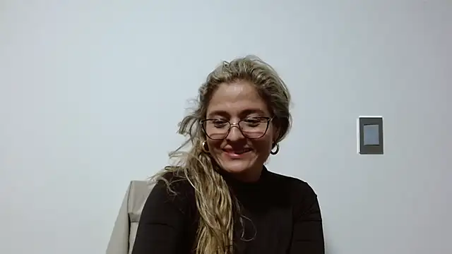 linda-mature43 online show from September 20, 2025, 11:10 pm