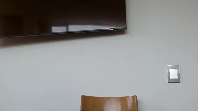 linda-mature43 online show from October 22, 2025, 3:00 pm