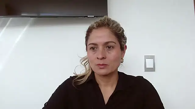 linda-mature43 online show from October 7, 2025, 7:04 pm