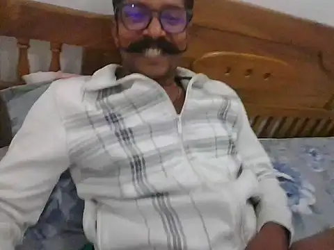Snapshot of hosur_horny chatting on April 28, 2026, 6:01 pm hosur horny online show from April 28, 2026, 6:01 pm