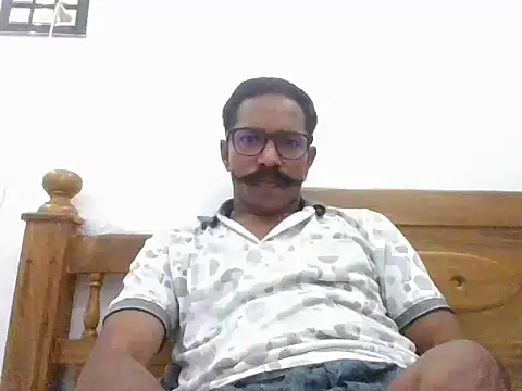 Snapshot of hosur_horny chatting on April 25, 2026, 4:37 pm hosur horny online show from April 25, 2026, 4:37 pm
