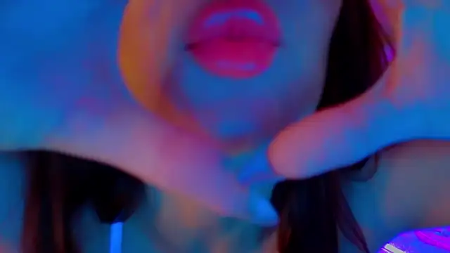 MarciaMarshall online show from December 20, 2025, 9:17 pm