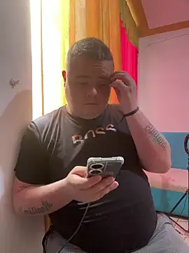 Chimbo-1996 online show from September 14, 2025, 5:46 pm