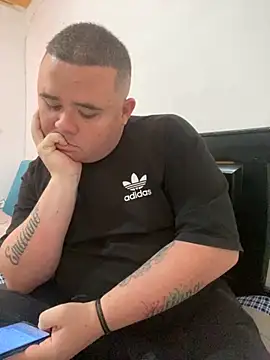 Chimbo-1996 online show from September 30, 2025, 8:59 pm