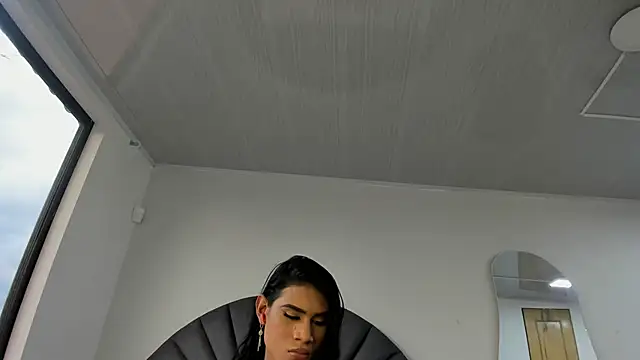 LissyAndrade online show from September 9, 2025, 9:57 pm