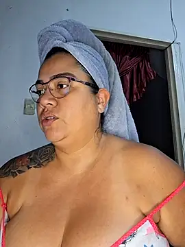 NARNYALABELLA online show from November 20, 2025, 11:03 pm