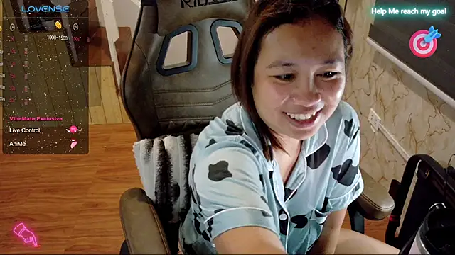 sweet-candy07 online show from September 21, 2025, 8:14 pm