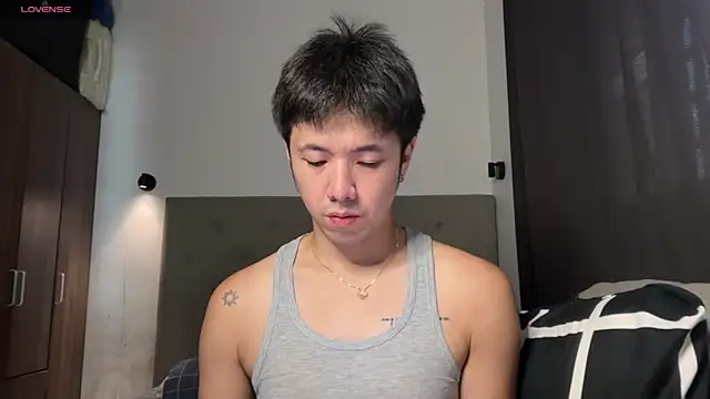 Snapshot of Addictiveboi chatting on June 22, 2026, 3:25 am Addictiveboi online show from June 22, 2026, 3:25 am