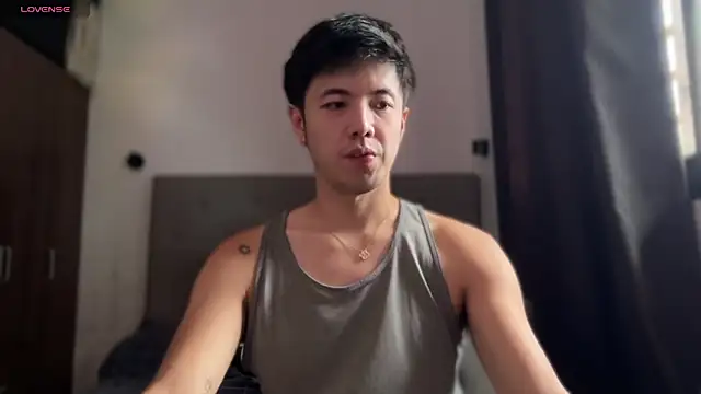 Snapshot of Addictiveboi chatting on July 17, 2026, 4:10 am Addictiveboi online show from July 17, 2026, 4:10 am