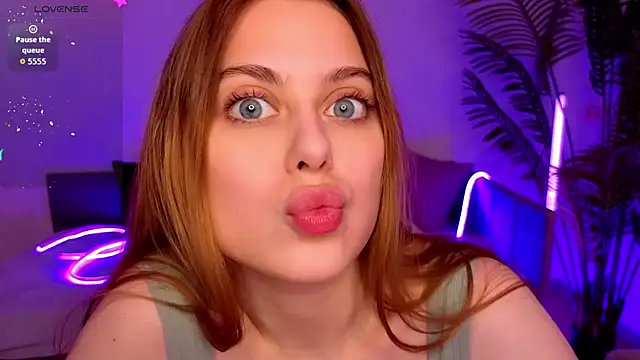 Alice Wander online show from November 27, 2025, 2:56 am