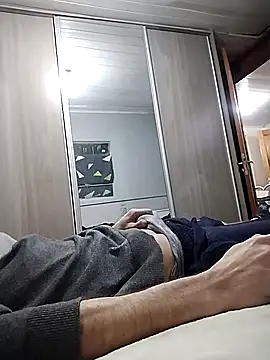 12dery online show from September 29, 2025, 1:34 am