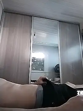 12dery online show from October 15, 2025, 7:22 pm