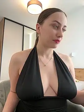 Maribelle Vinnie online show from April 17, 2026, 11:13 am