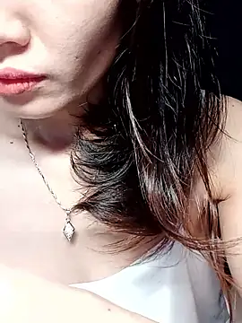 Hinna x online show from December 19, 2025, 1:35 pm