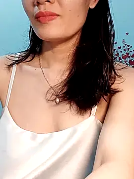 Snapshot of Hinna_x chatting on May 16, 2026, 1:21 pm Hinna x online show from May 16, 2026, 1:21 pm