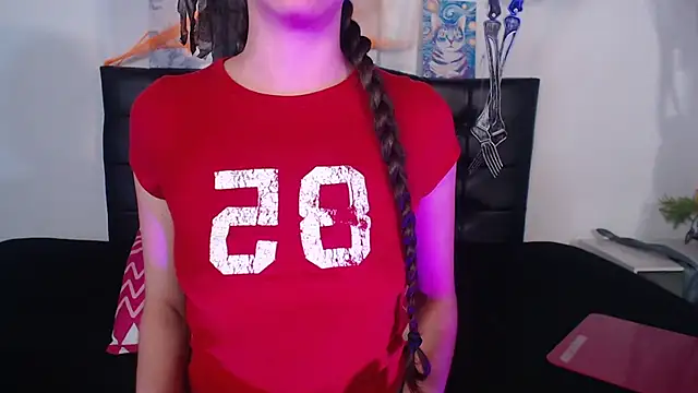 Nataliagp online show from October 12, 2025, 4:36 am