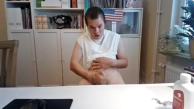 Snapshot of DIRTY_BOY93 chatting on May 21, 2026, 2:36 pm DIRTY BOY93 online show from May 21, 2026, 2:36 pm