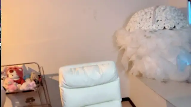 Tina-a online show from September 11, 2025, 9:31 am