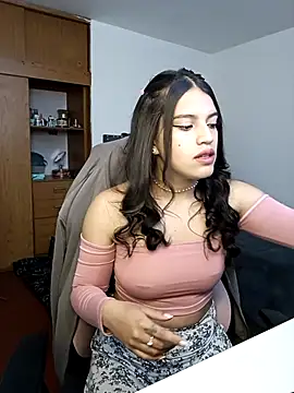 Snapshot of asumi_18 chatting on October 1, 2025, 11:47 am asumi 18 online show from October 1, 2025, 11:47 am