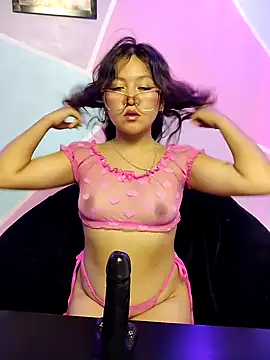 catalina santana20 online show from October 11, 2025, 9:05 pm