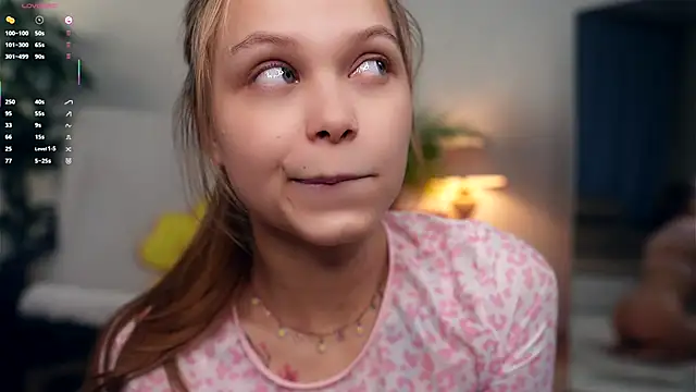 OdellaGillingham online show from October 6, 2025, 7:25 pm