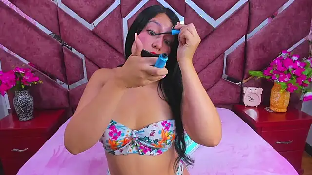 Mia Sweet 20 online show from November 10, 2025, 7:41 pm