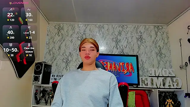 Snapshot of Madison_Mujica chatting on September 30, 2025, 11:38 am Madison Mujica online show from September 30, 2025, 11:38 am