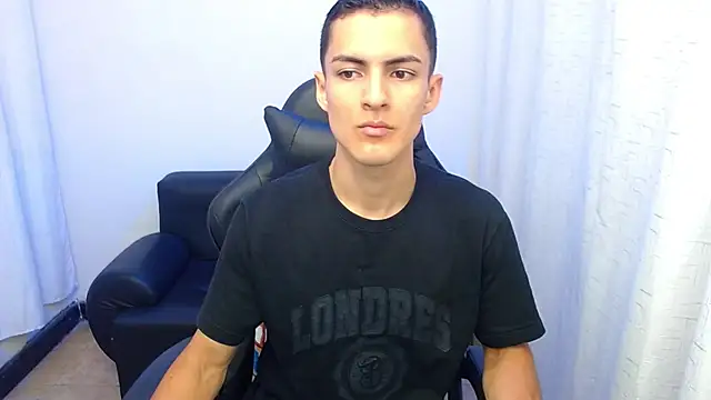 Matiius18 online show from February 7, 2026, 1:41 pm