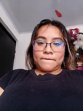 AsshleyVillaloboss online show from September 22, 2025, 6:14 pm