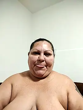 Miasmithr online show from October 1, 2025, 5:45 am