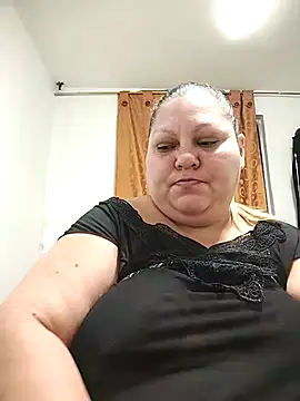 Miasmithr online show from October 17, 2025, 11:01 am