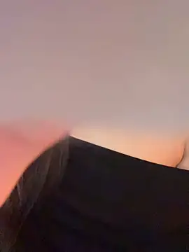 Nana kute20 online show from October 17, 2025, 4:09 pm