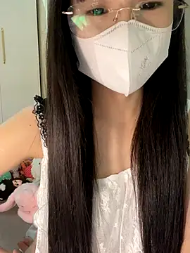 Dior baby online show from September 16, 2025, 8:04 am