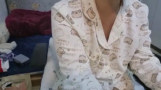 MichiLovely online show from December 22, 2025, 2:33 am