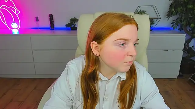 KattyRose8 online show from September 14, 2025, 6:41 pm