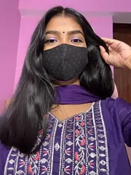 Neha18 online show from April 3, 2026, 2:34 pm