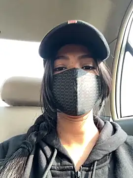 Neha18 online show from December 15, 2025, 8:20 am