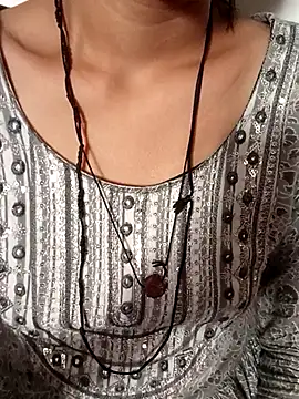 Vandana-Singh online show from November 4, 2025, 4:05 am