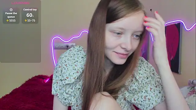 AliceHaris online show from October 5, 2025, 6:37 am