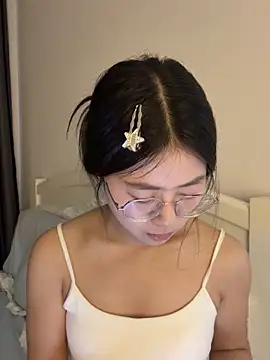 Ella-A9 online show from September 25, 2025, 6:41 am