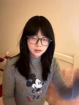 Ella-A9 online show from December 19, 2025, 3:36 pm