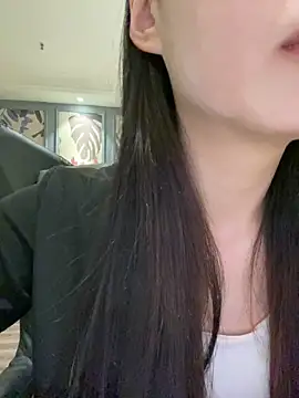 MengMeng0515 online show from April 12, 2026, 1:25 pm