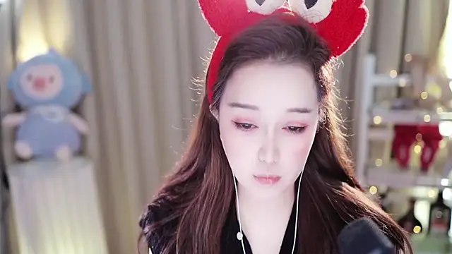 Snapshot of l2day_ chatting on October 11, 2025, 3:07 am l2day online show from October 11, 2025, 3:07 am