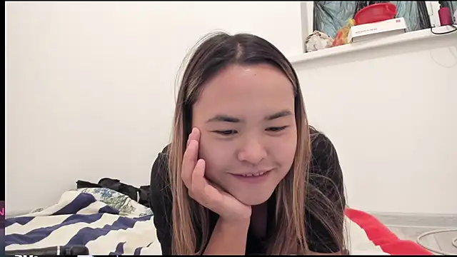 Snapshot of saika_blush chatting on September 19, 2025, 4:38 am saika blush online show from September 19, 2025, 4:38 am