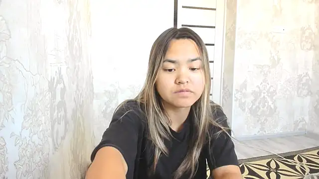 Snapshot of saika_blush chatting on November 25, 2025, 6:58 am saika blush online show from November 25, 2025, 6:58 am