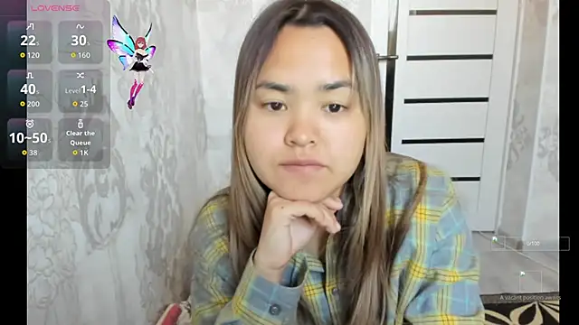 Snapshot of saika_blush chatting on November 8, 2025, 3:32 am saika blush online show from November 8, 2025, 3:32 am