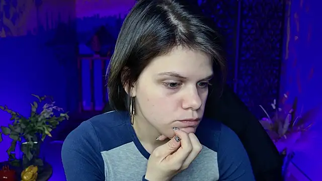 EllieMurler online show from September 16, 2025, 9:10 am